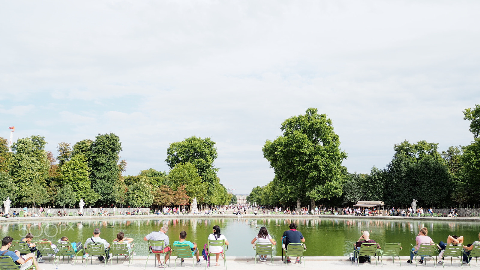 Olympus OM-D E-M10 sample photo. Jardin des tuileries, paris photography