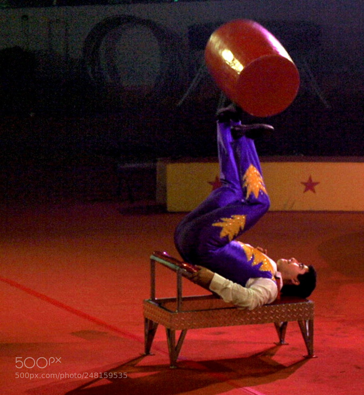 Olympus E-520 (EVOLT E-520) sample photo. Cirque estival in halifax photography