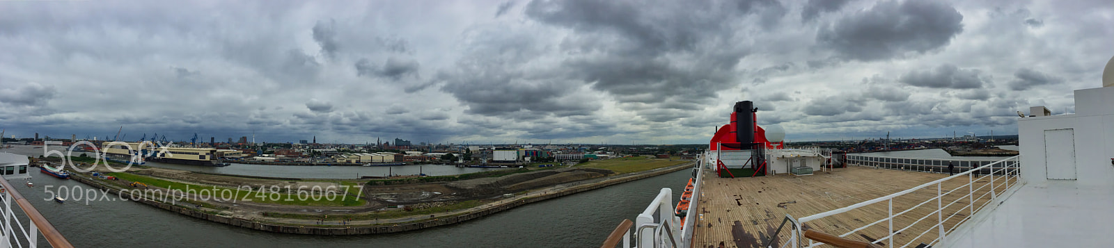 Apple iPhone 6 sample photo. Qm 2 in hamburg steinwerder photography