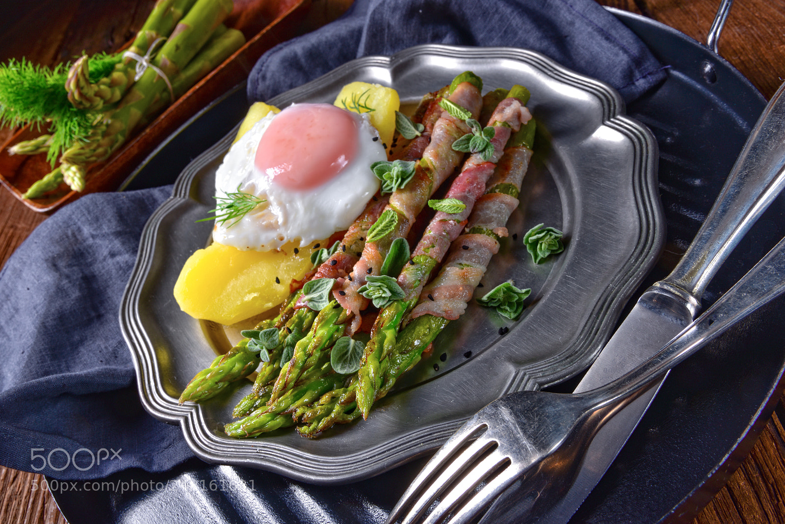 Nikon D810 sample photo. Green asparagus from the photography