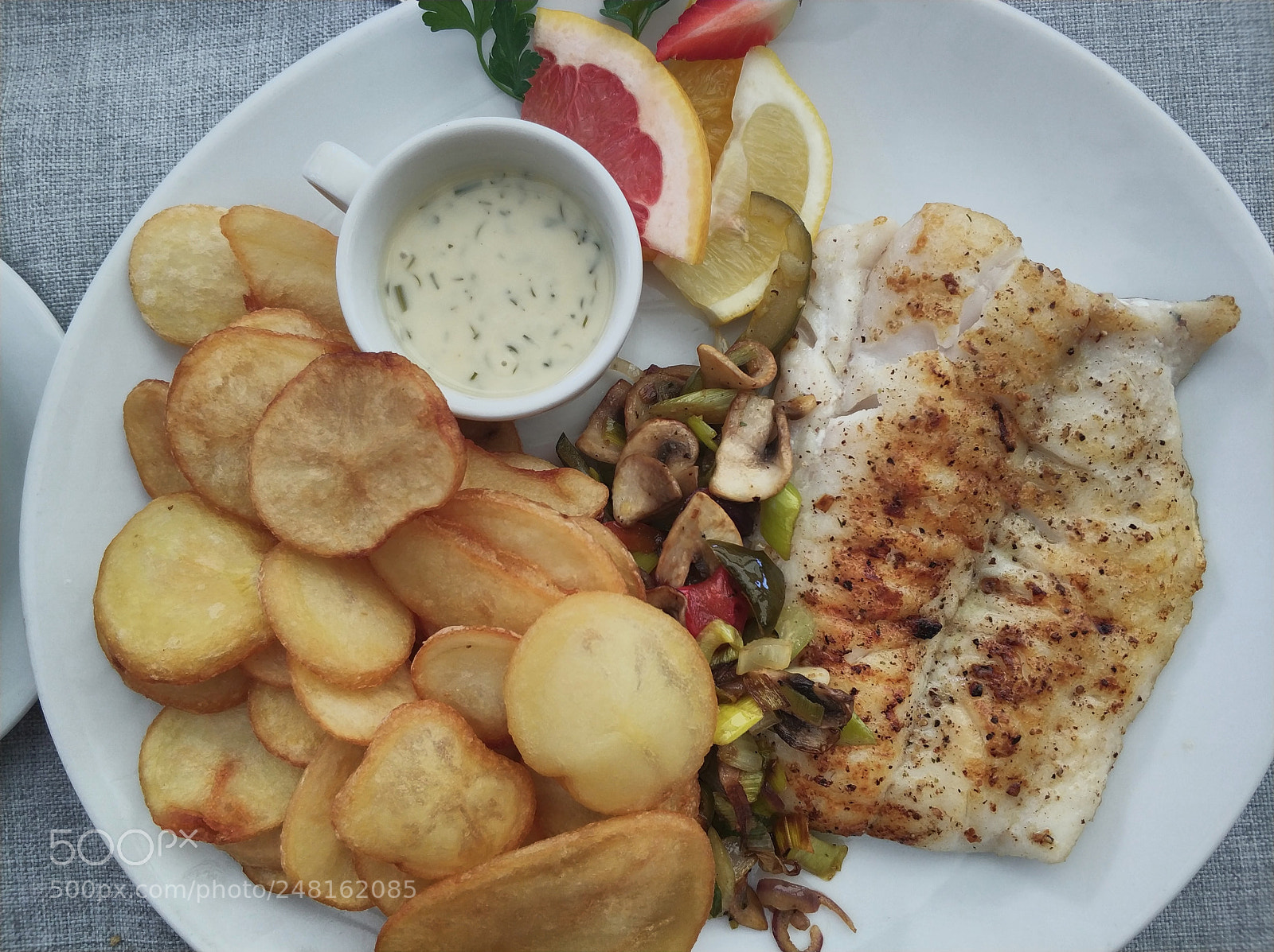 Xiaomi MI6 sample photo. Cod fish after a photography