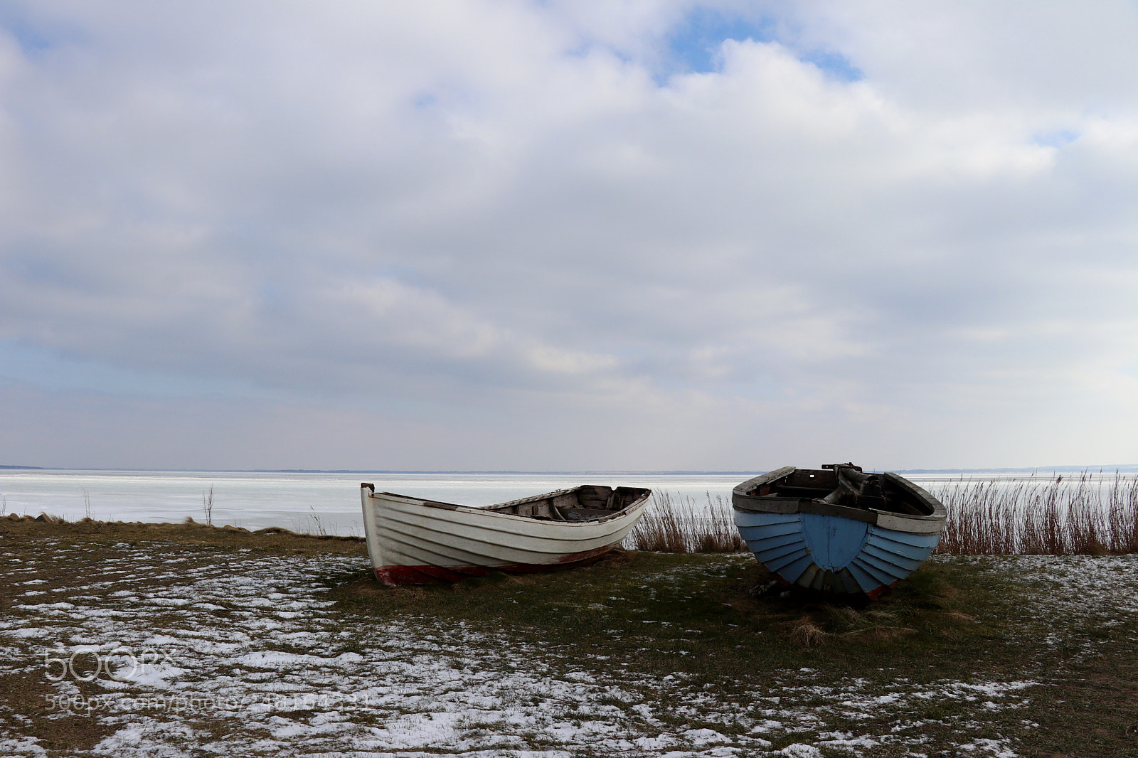 Canon EOS 77D (EOS 9000D / EOS 770D) sample photo. Too cold for fishing photography