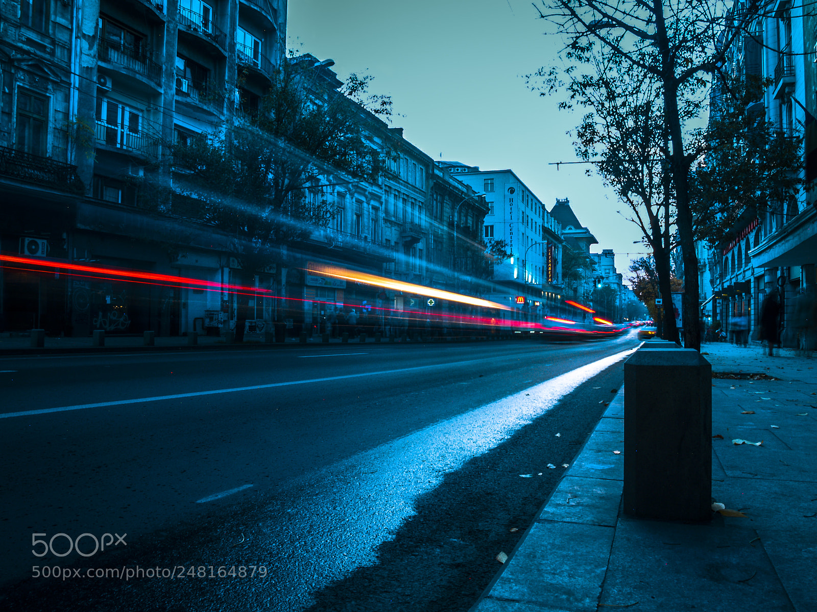 Olympus E-500 (EVOLT E-500) sample photo. Elisabeta boulevard in bucharest photography
