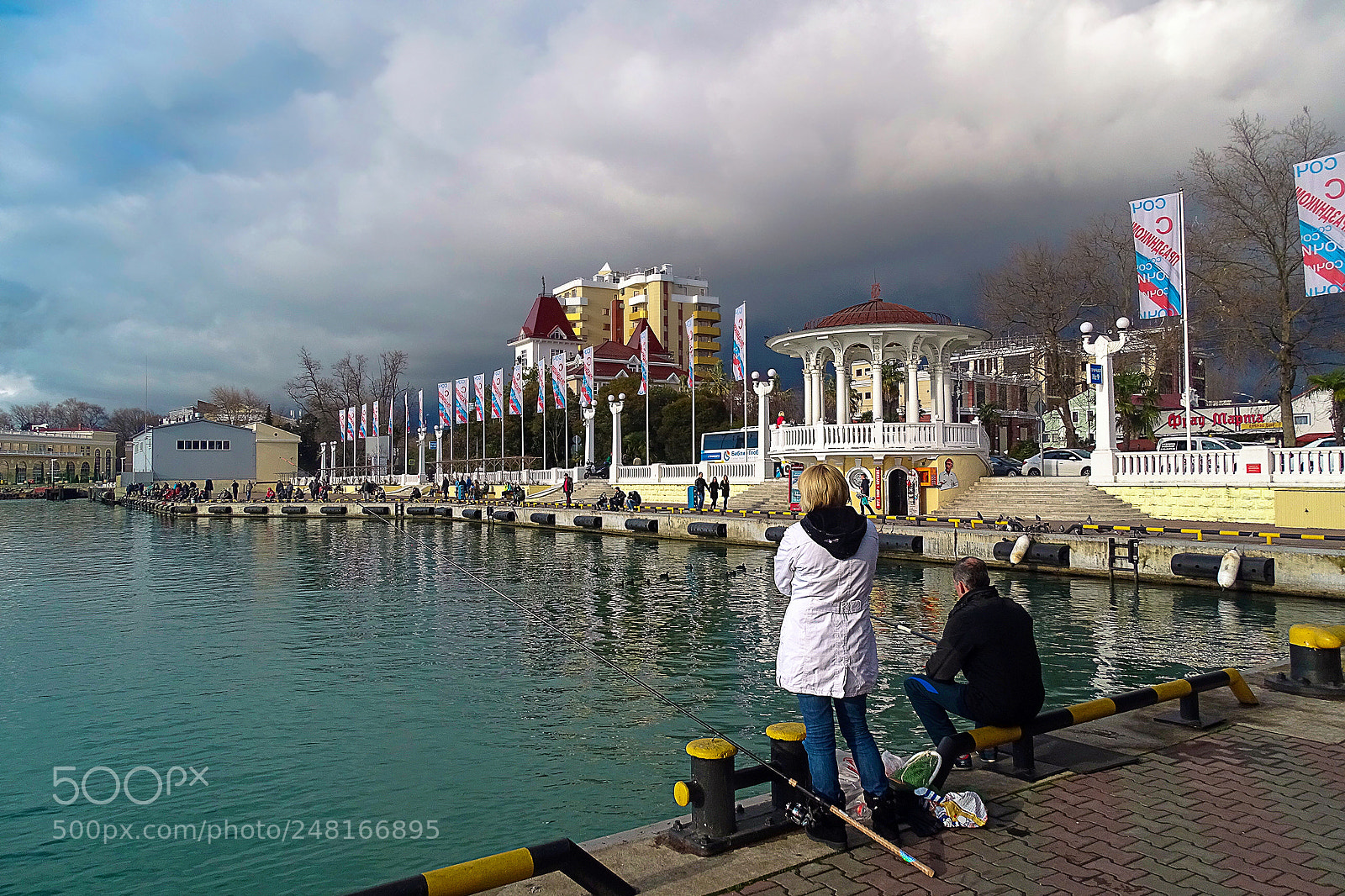 Sony DSC-HX400 sample photo. Морпорт. Зима. Рыбаки. photography