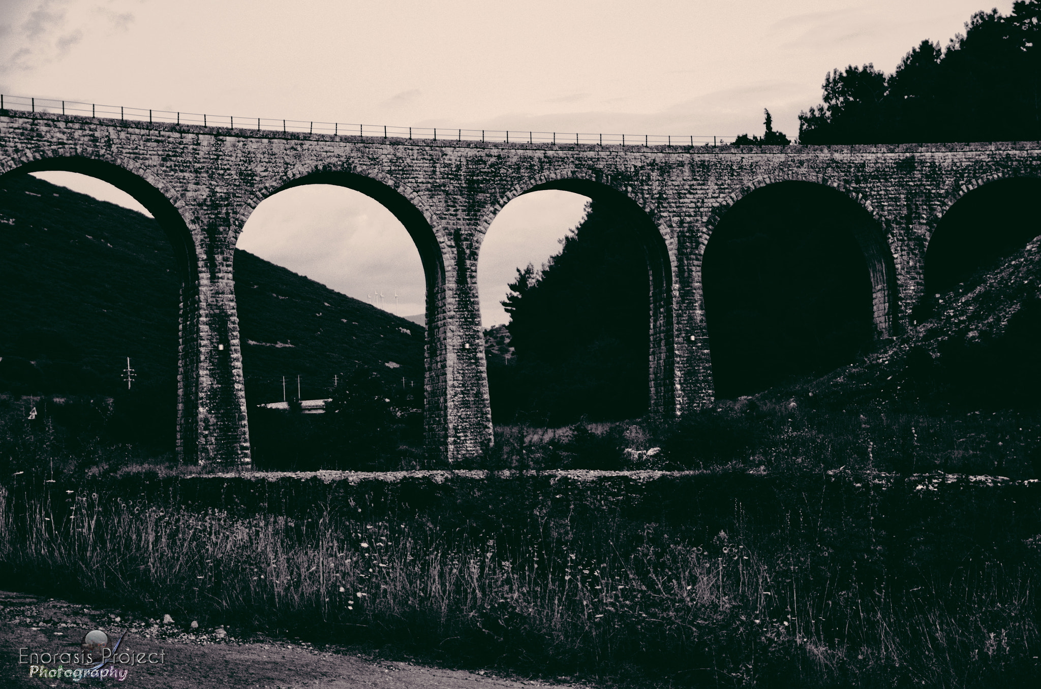 Nikon D5100 + Sigma 17-70mm F2.8-4 DC Macro OS HSM sample photo. A train bridge in retro style ! photography