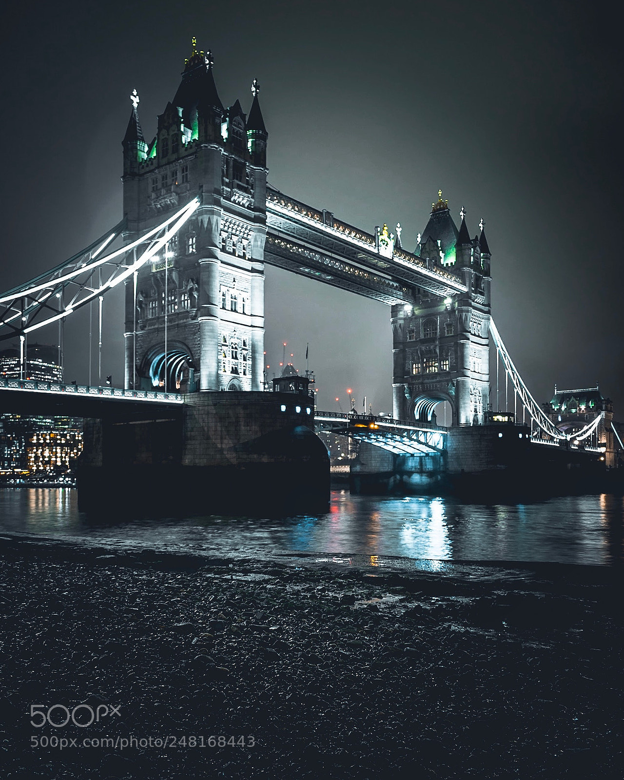 Nikon D5300 sample photo. Gotham meets london photography