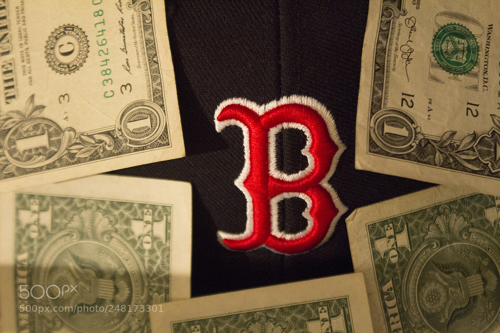 Canon EOS 1200D (EOS Rebel T5 / EOS Kiss X70 / EOS Hi) sample photo. The red sox are photography