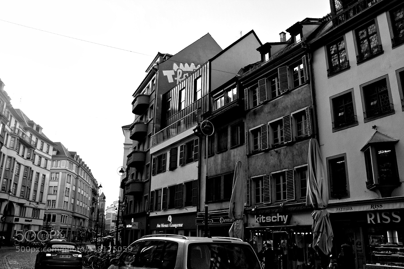 Canon EOS 1300D (EOS Rebel T6 / EOS Kiss X80) sample photo. Batiment de strasbourg photography