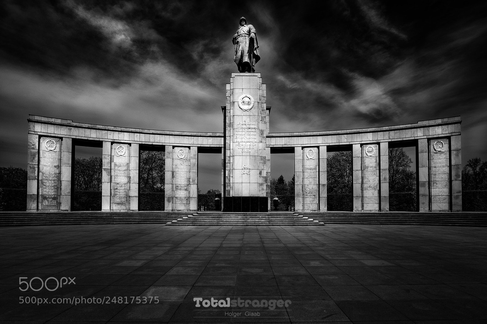 Fujifilm X-T1 sample photo. Soviet monument photography