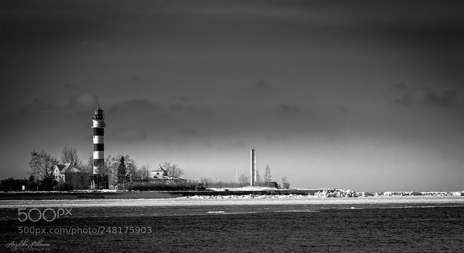 Canon EOS 450D (EOS Rebel XSi / EOS Kiss X2) sample photo. Daugavgrīva lighthouse photography