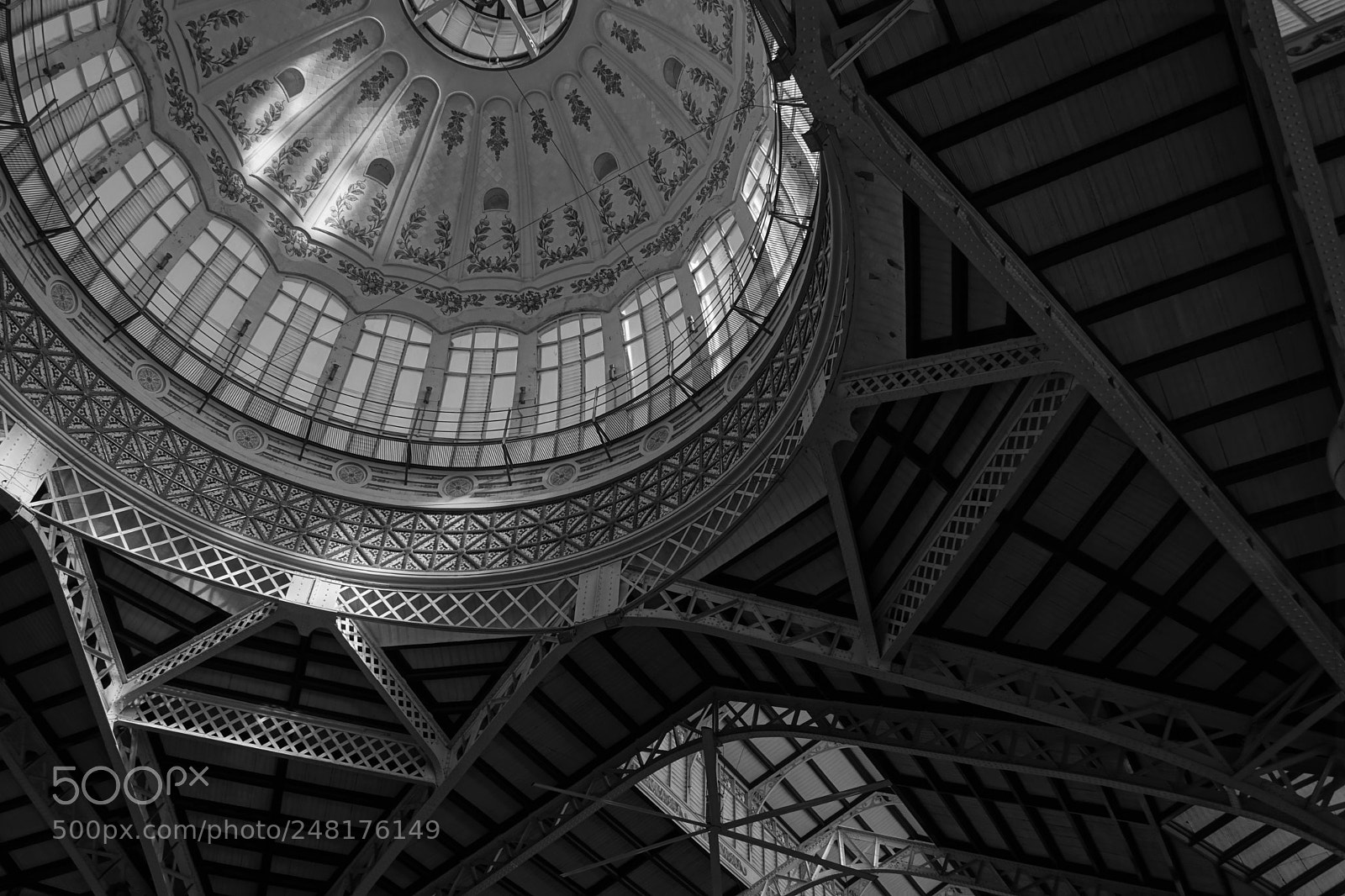 Sony SLT-A68 sample photo. Mercado central photography