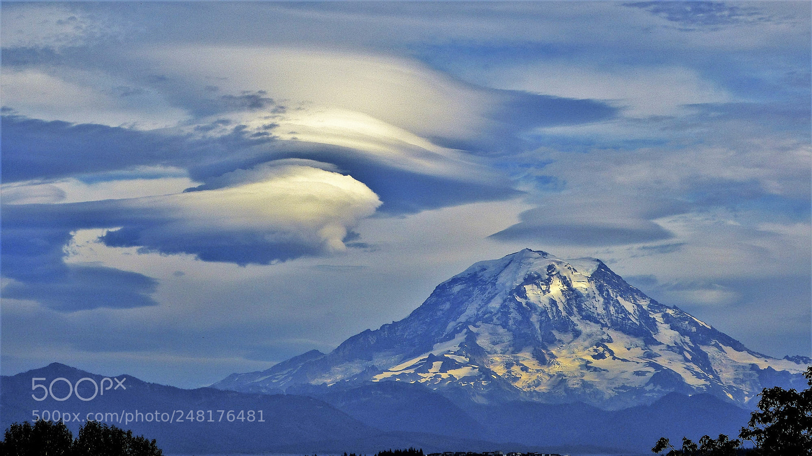 Panasonic Lumix DMC-FZ150 sample photo. Dramatic skies above mt photography