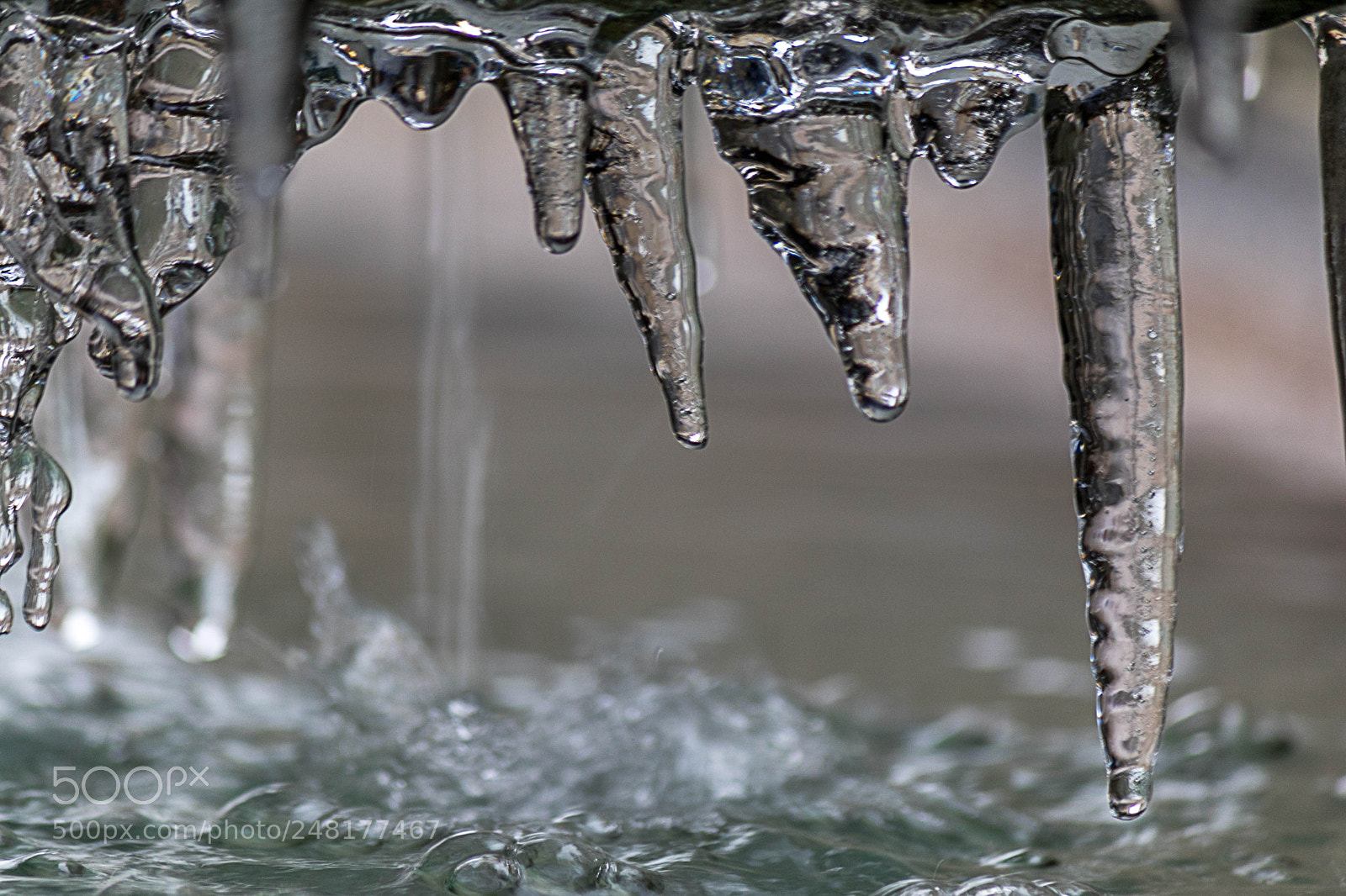 Canon EOS 80D sample photo. Frozen fountain photography