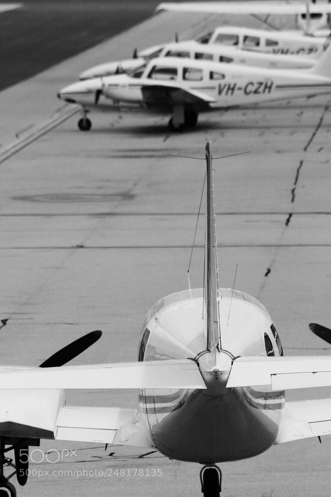 Canon EOS 1100D (EOS Rebel T3 / EOS Kiss X50) sample photo. Light plane photography