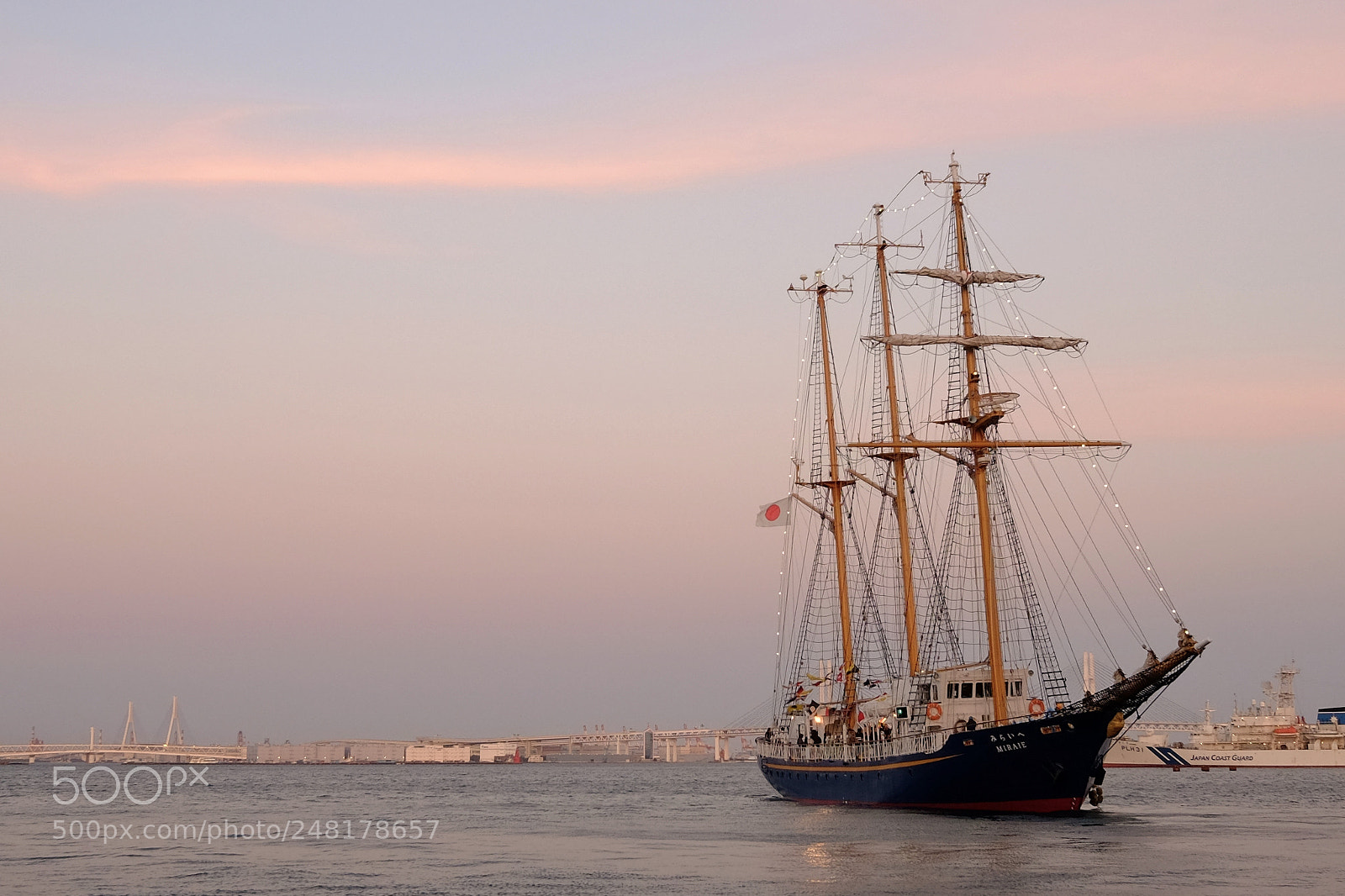 Fujifilm X70 sample photo. Yokohama bayside photography