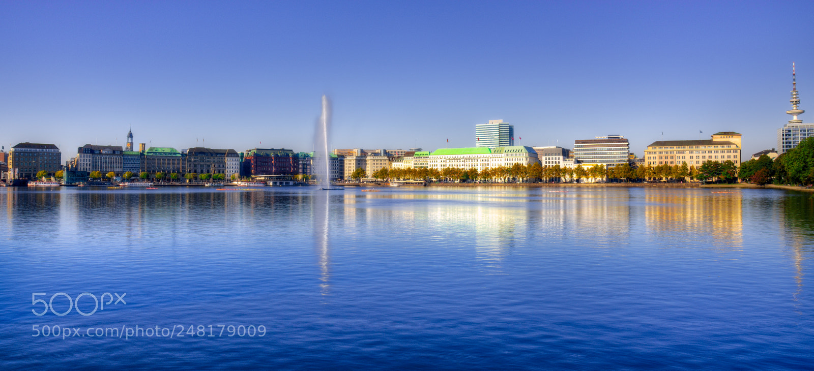 Nikon D810 sample photo. Hamburg assenalster photography