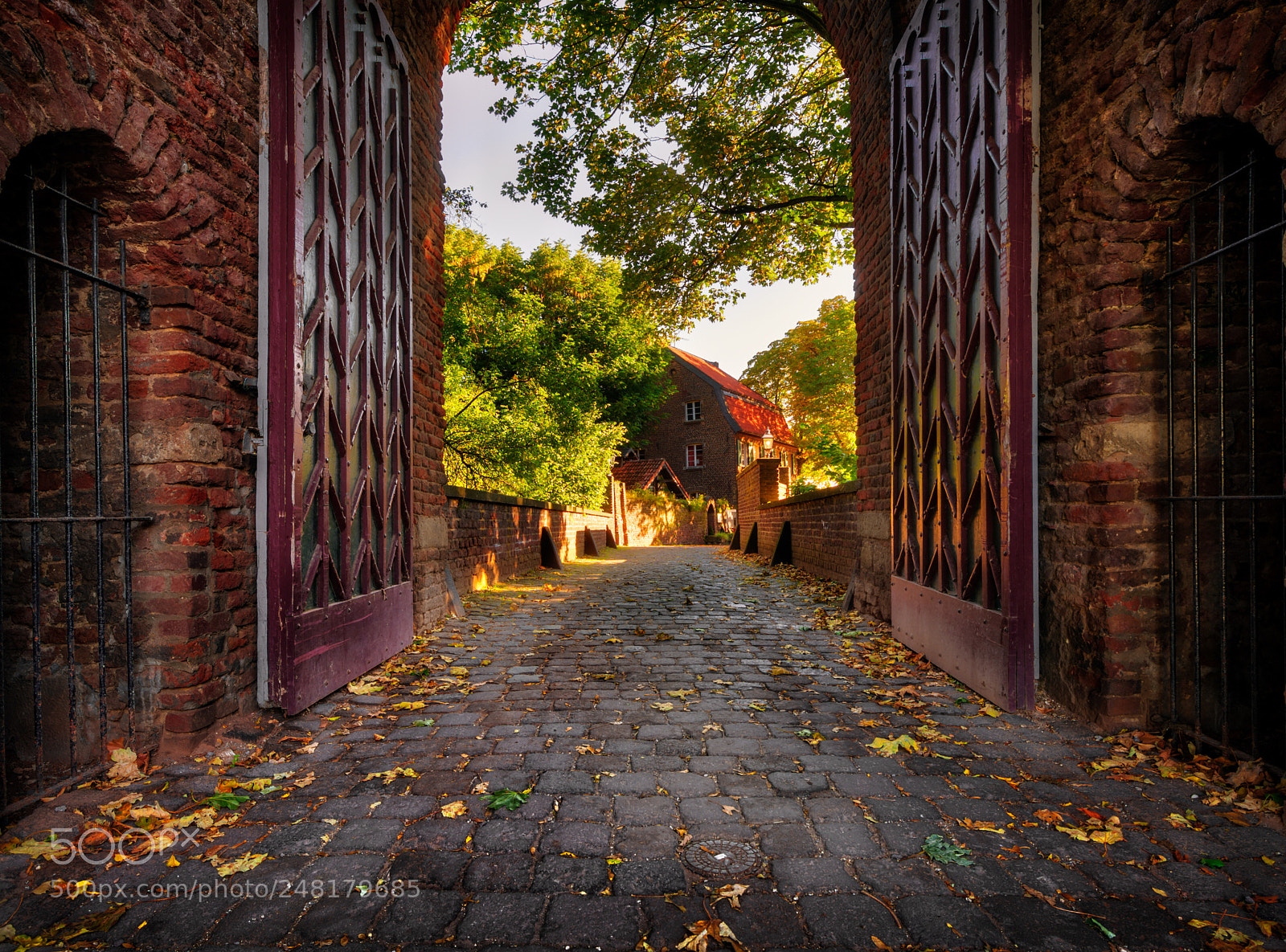 Nikon D810 sample photo. Burg linn castle photography