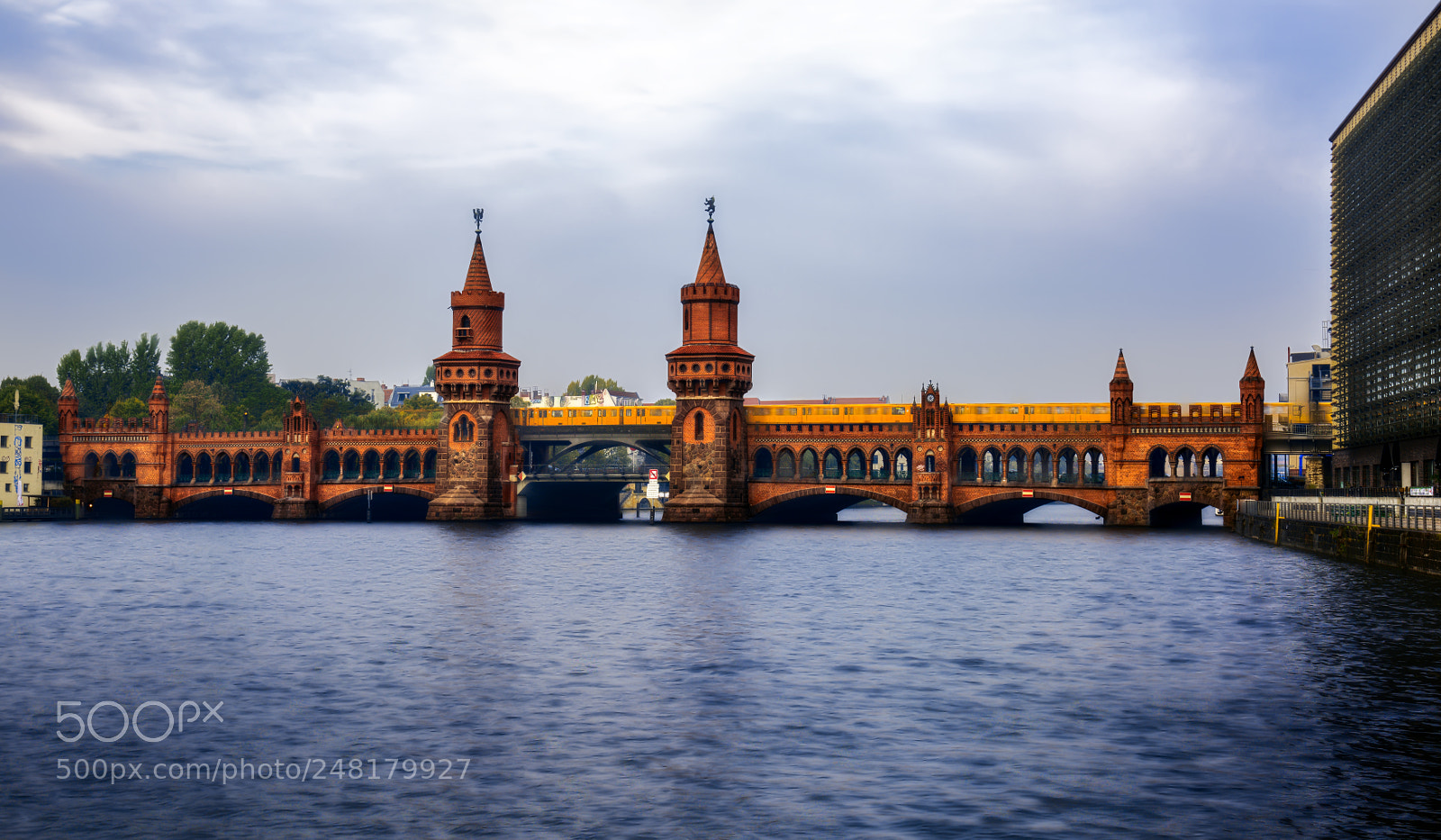Nikon D810 sample photo. Oberbaumbrucke photography