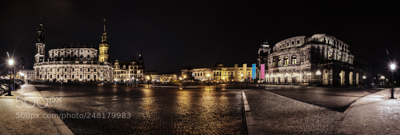 Nikon D810 sample photo. Theaterplatz photography