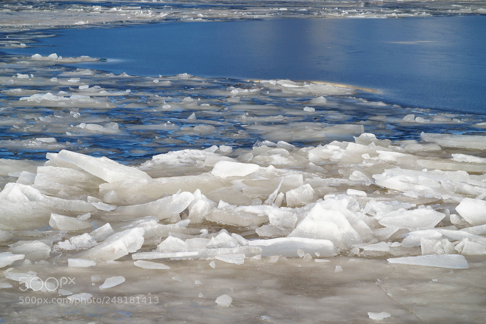 Olympus OM-D E-M10 II sample photo. Ice sheets photography