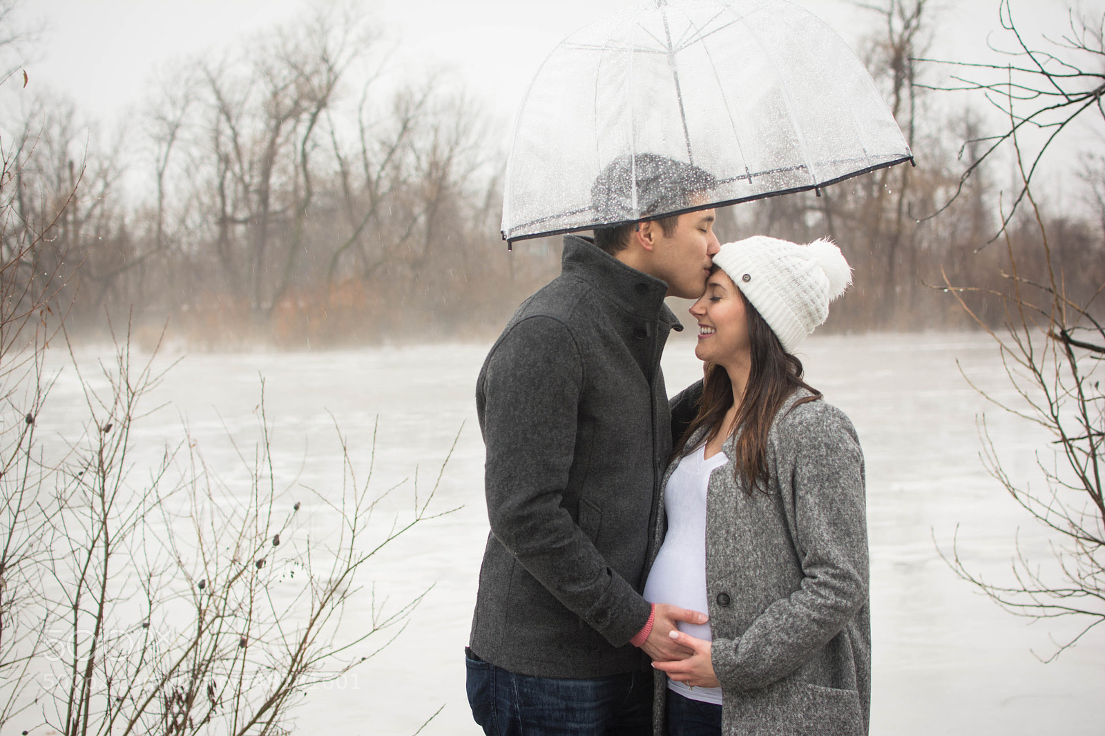 Nikon D5200 sample photo. Foggy maternity shoot photography
