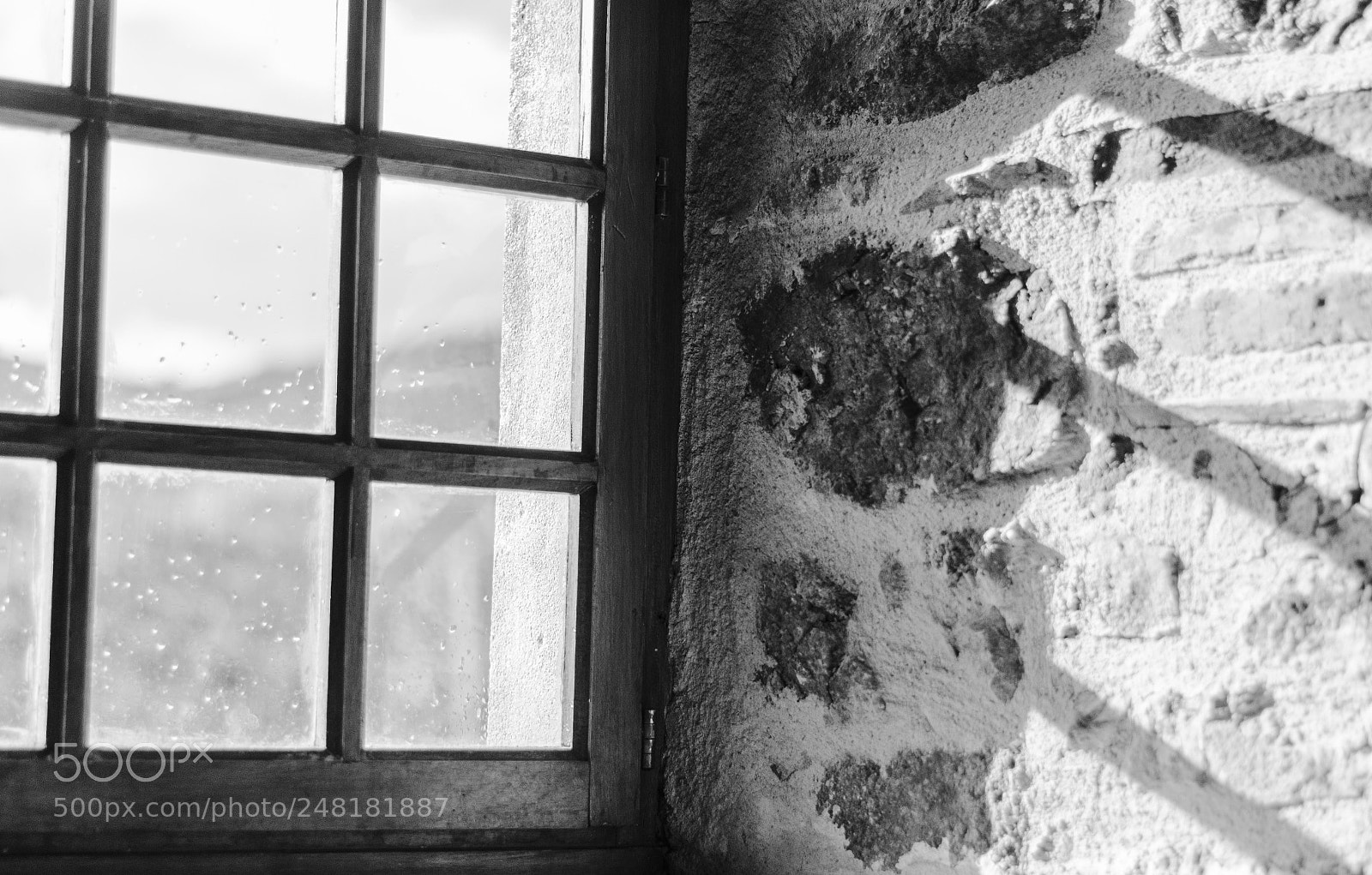 Nikon D5100 sample photo. Castle window photography