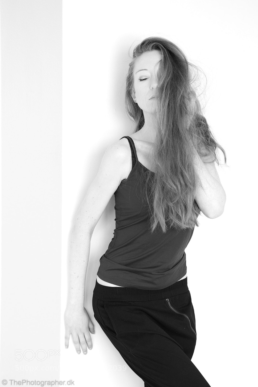 Nikon D850 sample photo. Up against the wall photography