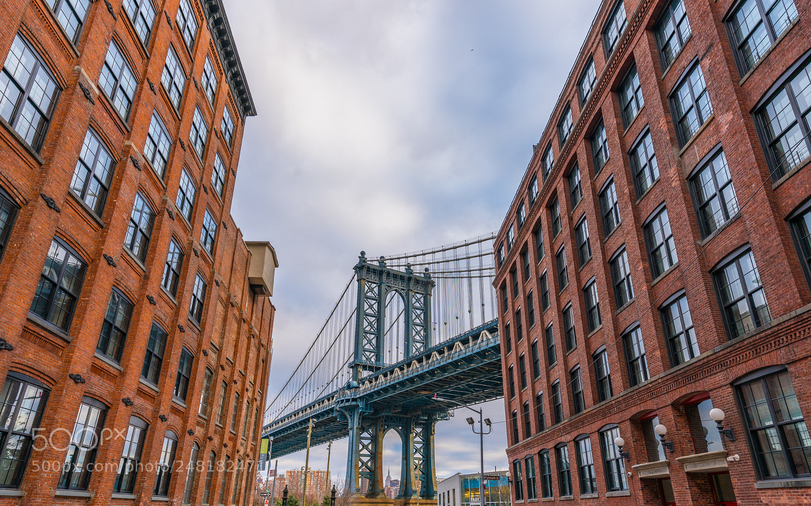Sony a7R III sample photo. Manhattan bridge tower photography