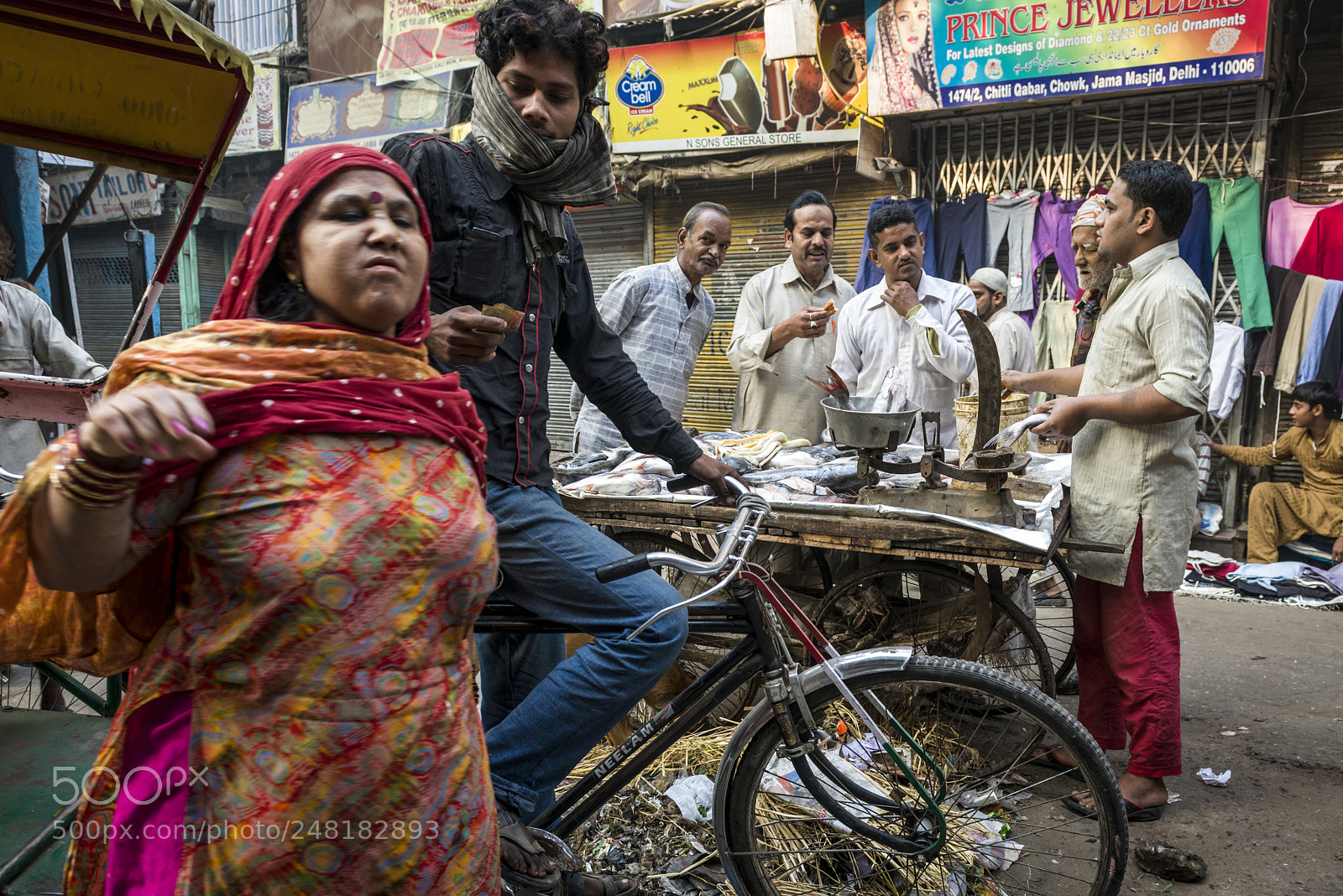 Nikon D800 sample photo. Shopping photography