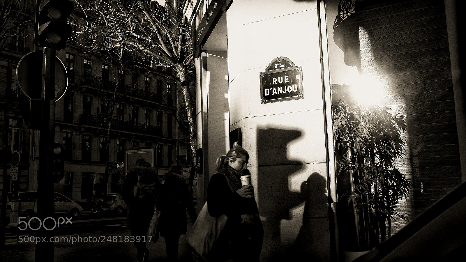 Fujifilm X100T sample photo. Paris rue d'anjou low photography