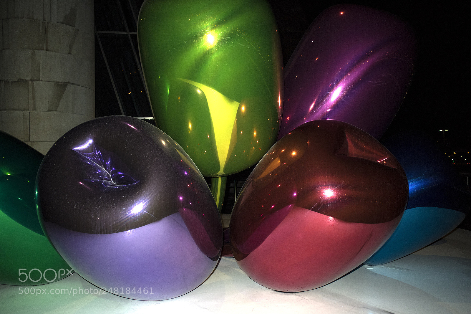 Canon EOS M10 sample photo. Tulipanes, museo guggenheim, bilbao photography