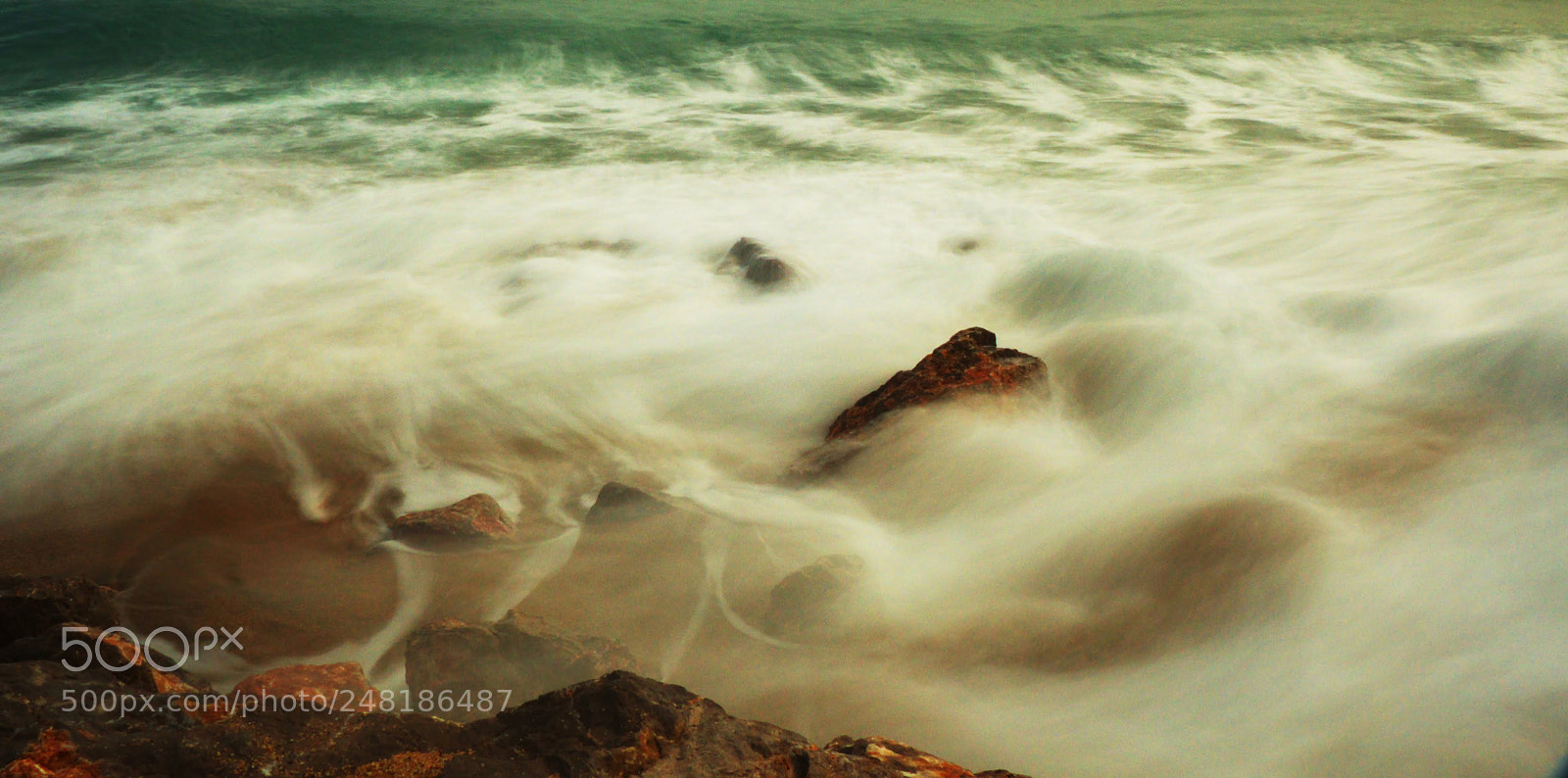 Panasonic Lumix DMC-FZ200 sample photo. Waves on the rocks photography