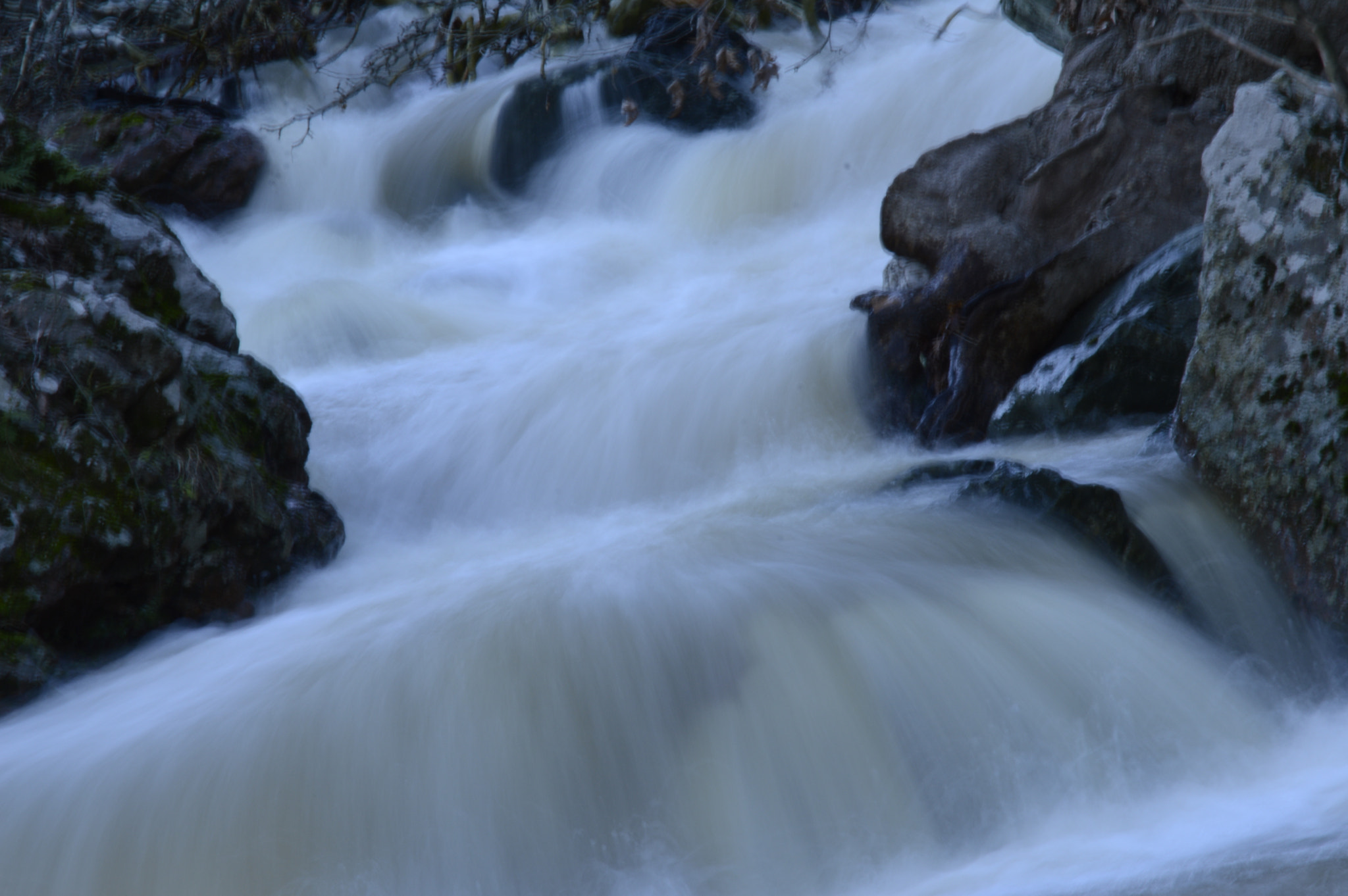 Nikon D3200 sample photo. Falling water photography