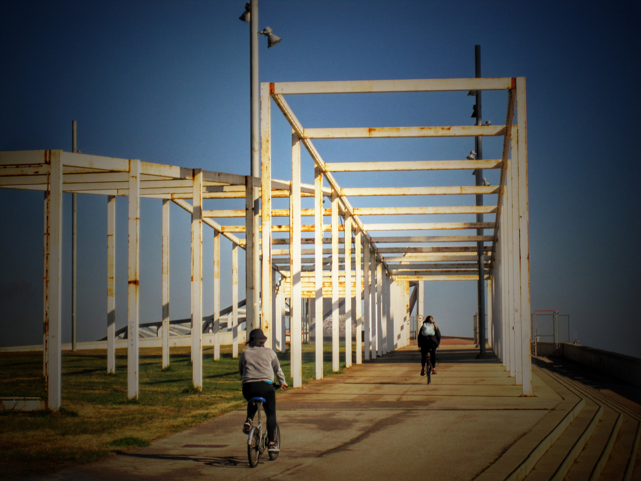 Canon PowerShot SD780 IS (Digital IXUS 100 IS / IXY Digital 210 IS) sample photo. Bicicletas photography