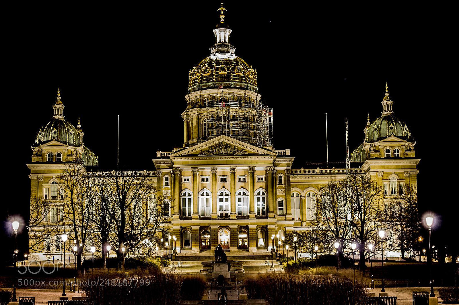 Canon EOS 600D (Rebel EOS T3i / EOS Kiss X5) sample photo. State capital des moines photography