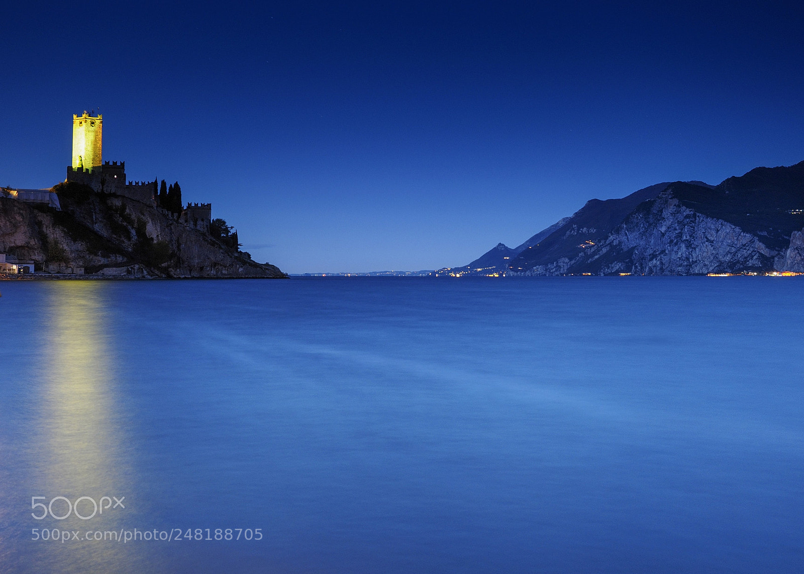 Olympus OM-D E-M1 sample photo. A sunrise at garda photography