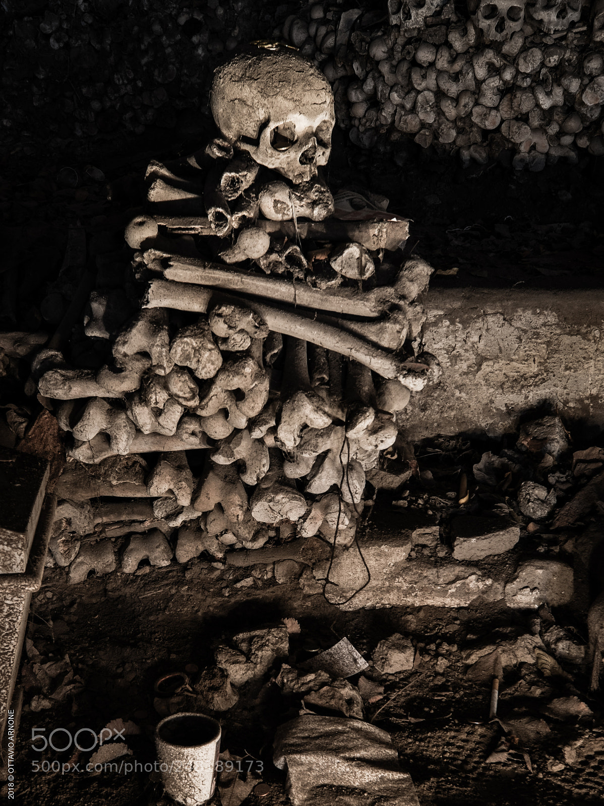 Fujifilm X-T1 sample photo. Cimitero delle fontanelle, naples photography