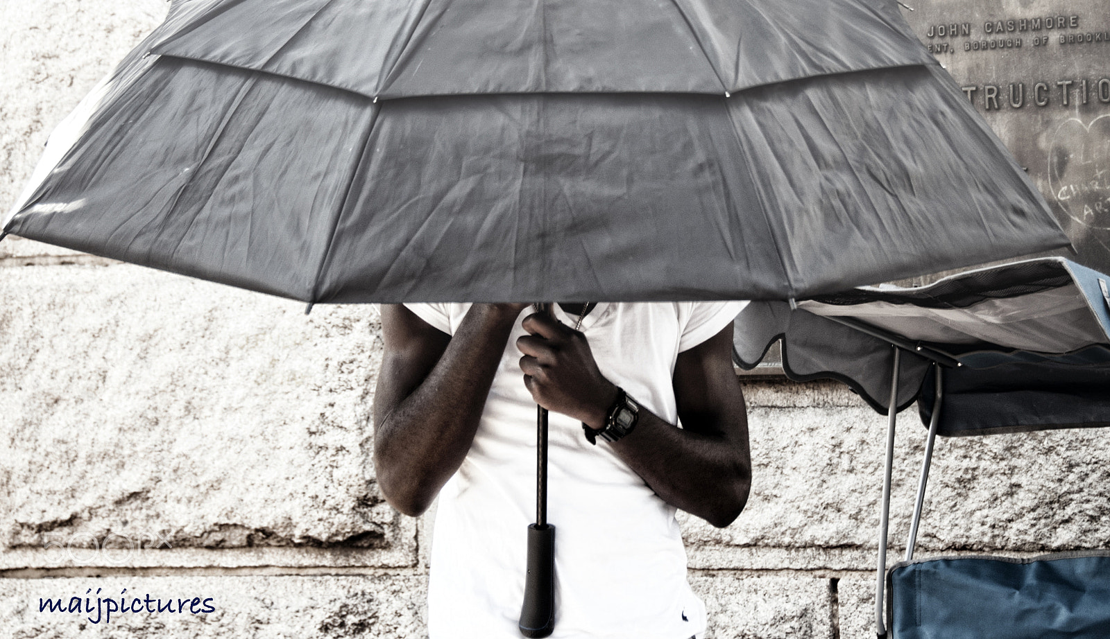 Nikon D300 sample photo. Umbrella photography