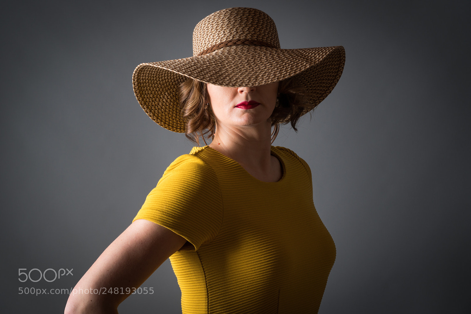 Sony a6500 sample photo. Lady with a hat photography
