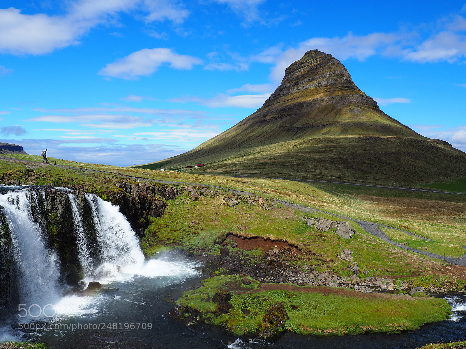 Olympus OM-D E-M10 II sample photo. Kirkjufell hike photography