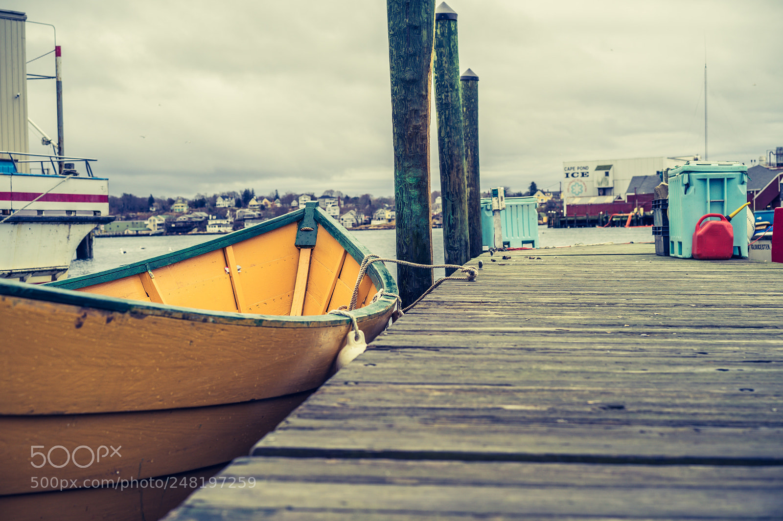 Sony a7 sample photo. Escape boat photography