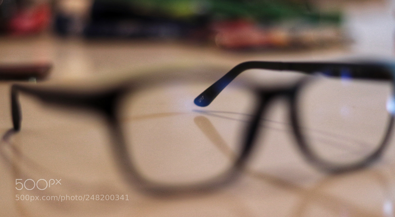 Canon EOS 77D (EOS 9000D / EOS 770D) sample photo. Occhiali fantasma photography