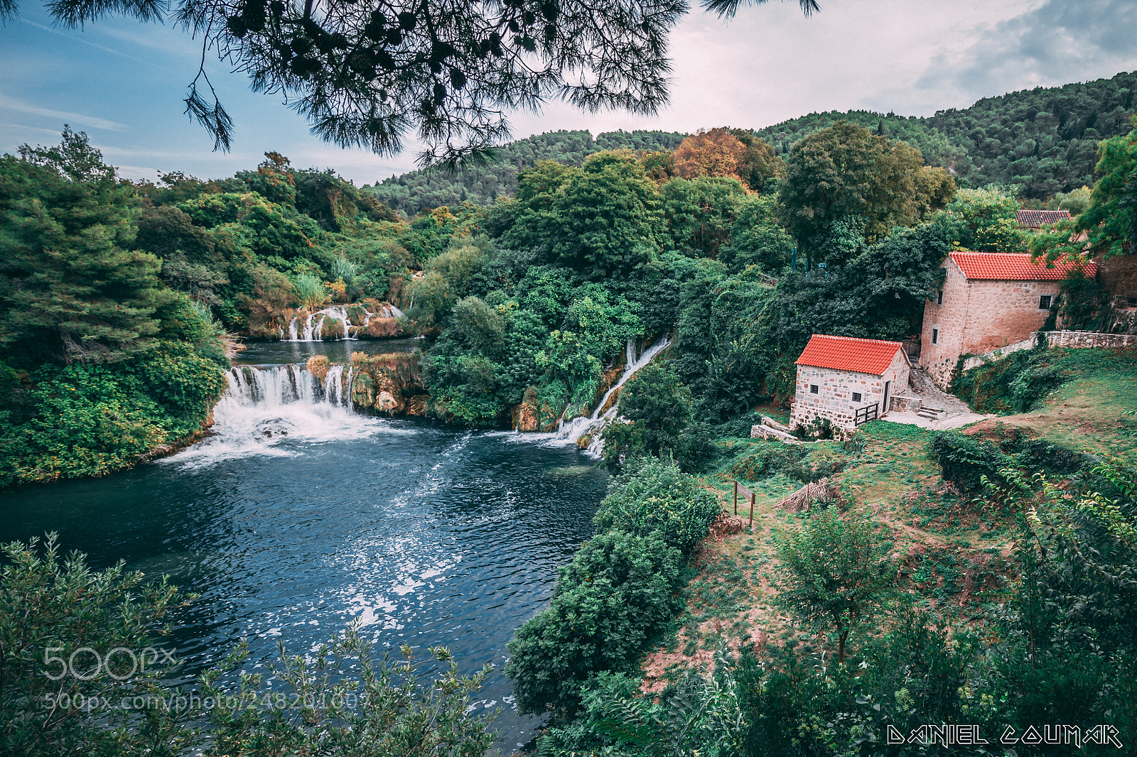 Canon EOS 550D (EOS Rebel T2i / EOS Kiss X4) sample photo. Somewhere around krka national photography