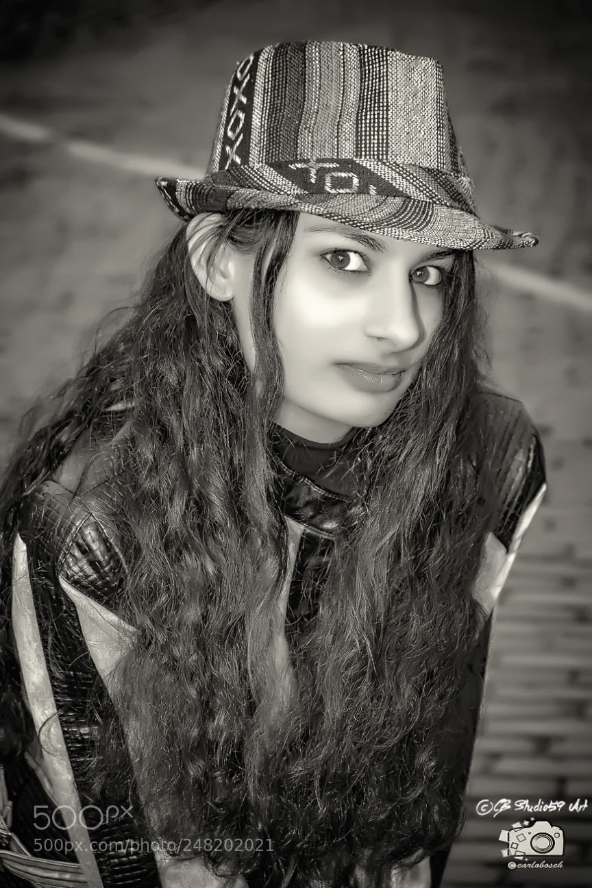 Canon EOS 700D (EOS Rebel T5i / EOS Kiss X7i) sample photo. Model ; ''valerie'' b&w photography