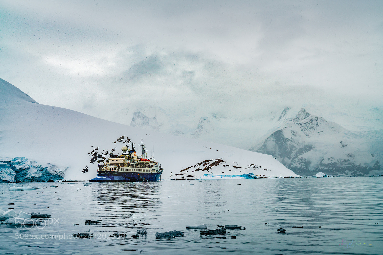 Sony a7R II sample photo. Antarctica expedition photography