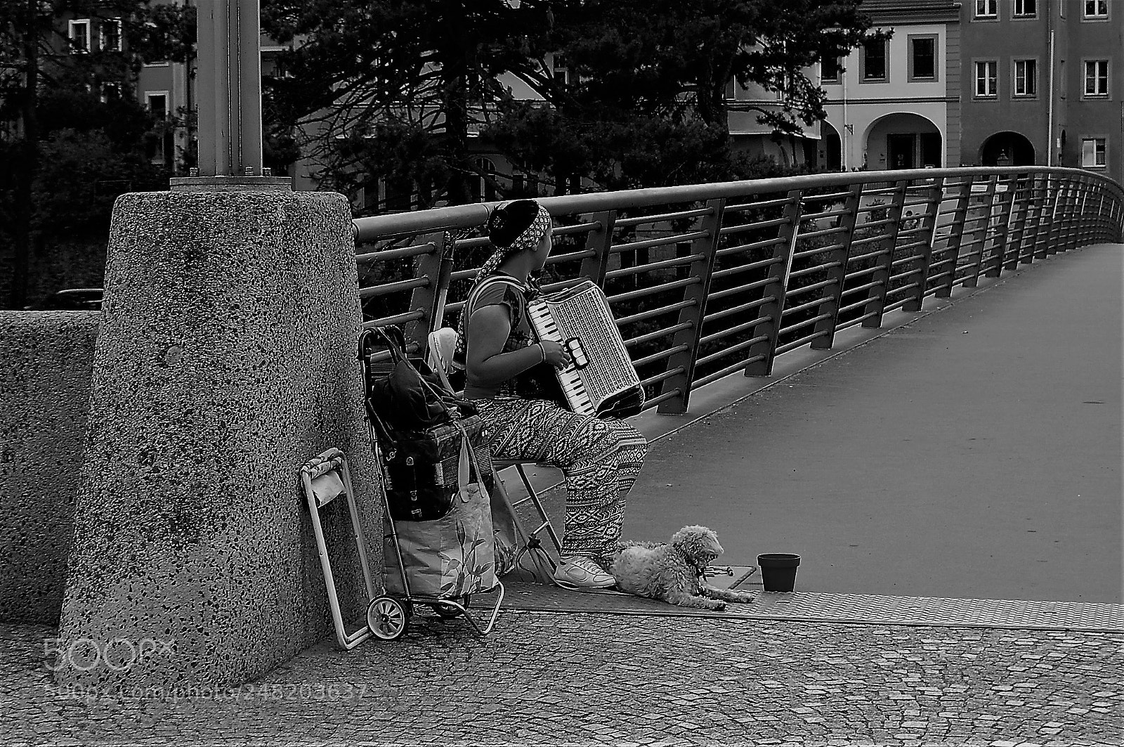 Nikon D40 sample photo. ...on the bridge... photography