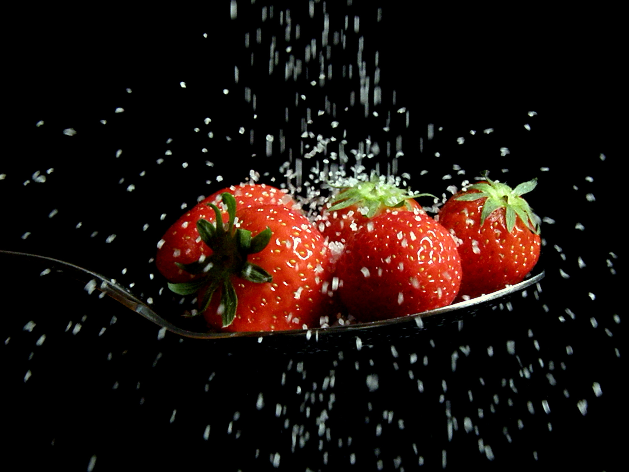 Olympus SP570UZ sample photo. Strawberries photography