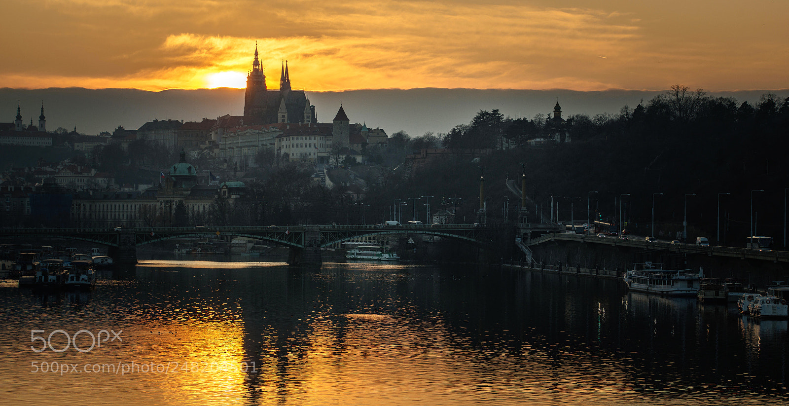 Nikon D800 sample photo. Praha dnes photography