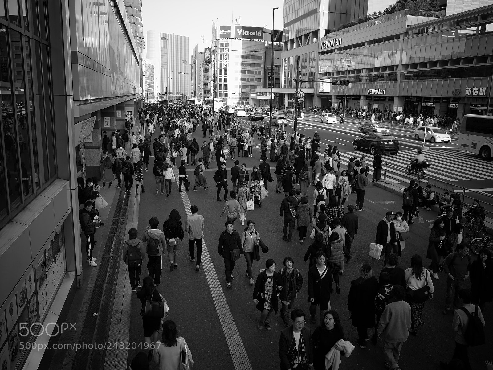 Ricoh GR II sample photo. Shinjuku photography