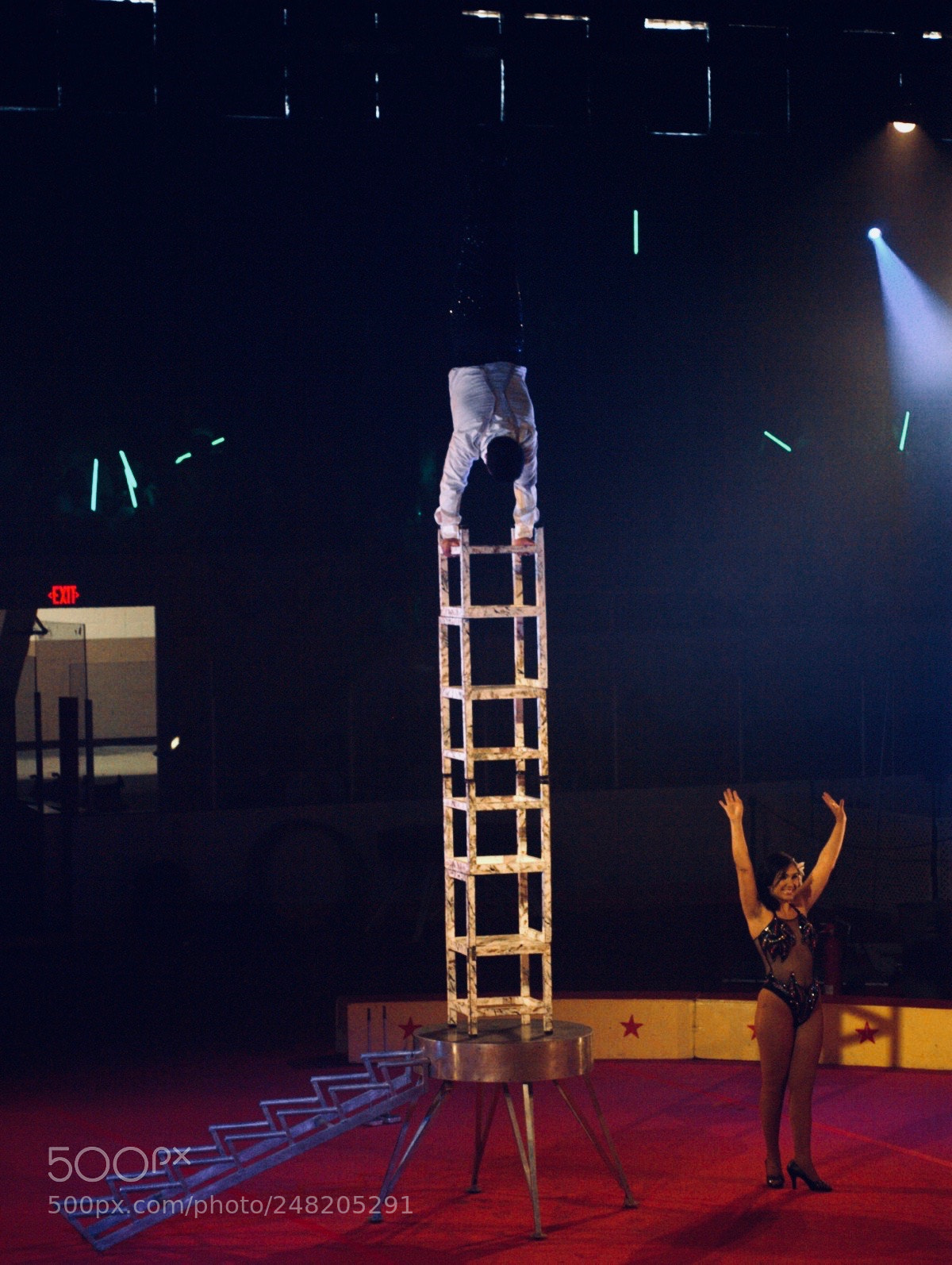Olympus E-520 (EVOLT E-520) sample photo. Cirque estival halifax performance photography